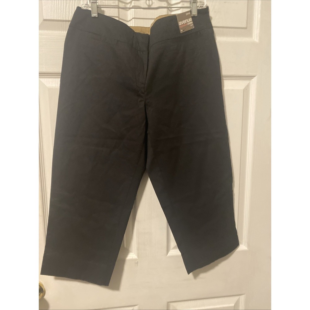 Avenue Signature Women's Black Cotton  Chino Capri Pant Pedal Pusher  - Sz 14